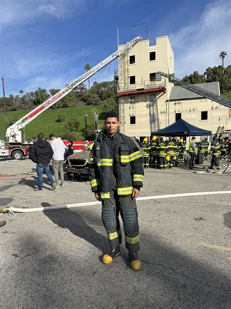 911onfox (@911onfox) .